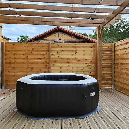 Nyaraló Les Ecrins De Mounet Bats